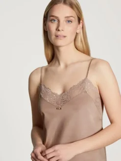 Calida Sensual Secrets Nachthemd Mit Spaghettiträgern, Länge 85cm Almondine 6 Calida Sensual Secrets Nachthemd Mit Spaghettiträgern, Länge 85cm Almondine -Geschenkideen Verkäufe 17131 335 2