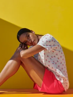 Calida Fruity Dreams Kurz-Pyjama Red Glow -Geschenkideen Verkäufe Calida Fruity Dreams Kurz Pyjama rot weiss 43253 136 2