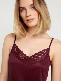 Calida Glamorous Nights Nachthemd Mit Spaghettiträgern, Länge 120cm Dark Cherry -Geschenkideen Verkäufe Calida Glamorous Nights Nachthemd Laenge 120cm rot 34097 177 4