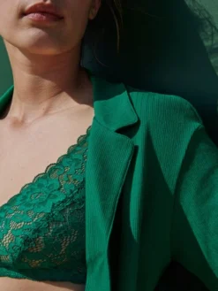 Calida Natural Comfort Lace Spitzen-BH Ohne Bügel Nevada Green -Geschenkideen Verkäufe Calida Natural Comfort Lace Spitzen BH ohne Buegel gruen 03556 678 neu