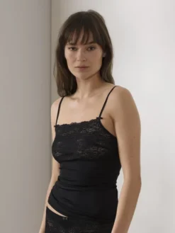 Calida Sensual Secrets Spaghetti-Top Mit Breitem Spitzensaum Schwarz