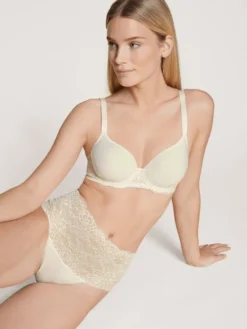 Calida Sensual Secrets Spacer-BH Alabaster Crème -Geschenkideen Verkäufe Calida Sensual Secrets Spacer BH beige 03631 911 3