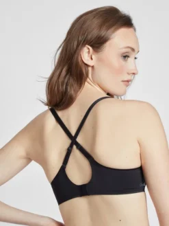 Chantelle Essential T-Shirt-BH -Geschenkideen Verkäufe Chantelle Essential T Shirt BH schwarz C15G60 011 220728 2