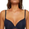ESPRIT Feminine Micro Plunge-BH, Gepaddet