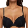 ESPRIT Feminine Micro Plunge-BH, Gepaddet