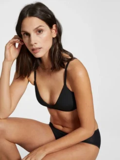 Sloggi Ever Fresh Plus Bügelloser Spacer-BH -Geschenkideen Verkäufe Sloggi Ever Fresh Plus Buegelloser Spacer BH schwarz 10211251 0004 4